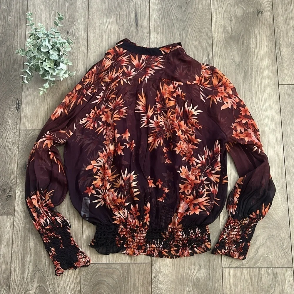 WARM NY - Sheer Floral Women's Top - Estimating Size M
